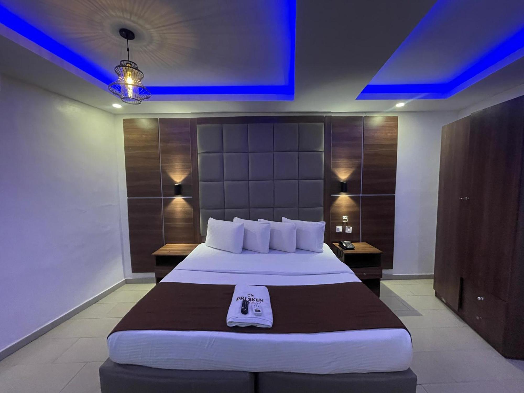 Presken Hotels Alade Avenue Ikeja Luaran gambar